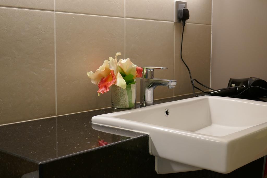 Signature Residence@Desa Sri Hartamas Kuala Lumpur Buitenkant foto